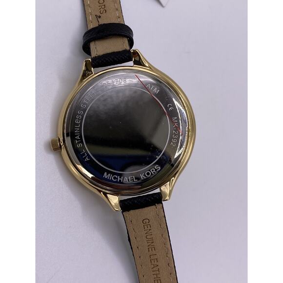 Michael Kors Silm Runway MK2392 Wrist Watch for Women - Picture 8 of 14